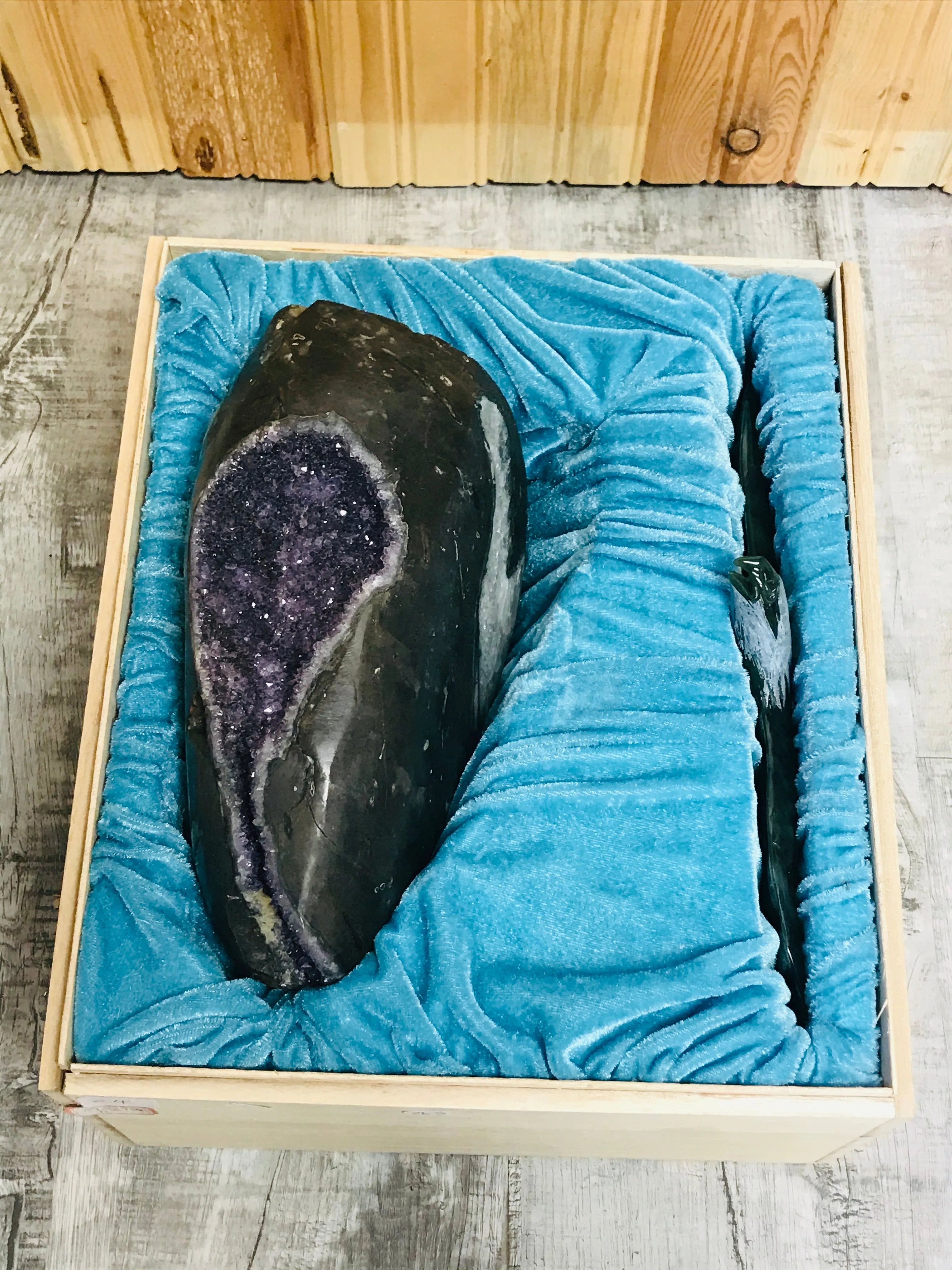 Jade Eagle on Amethyst Base
